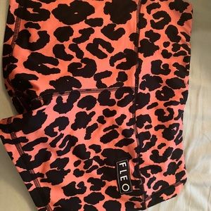 Fleo High Waisted shorts